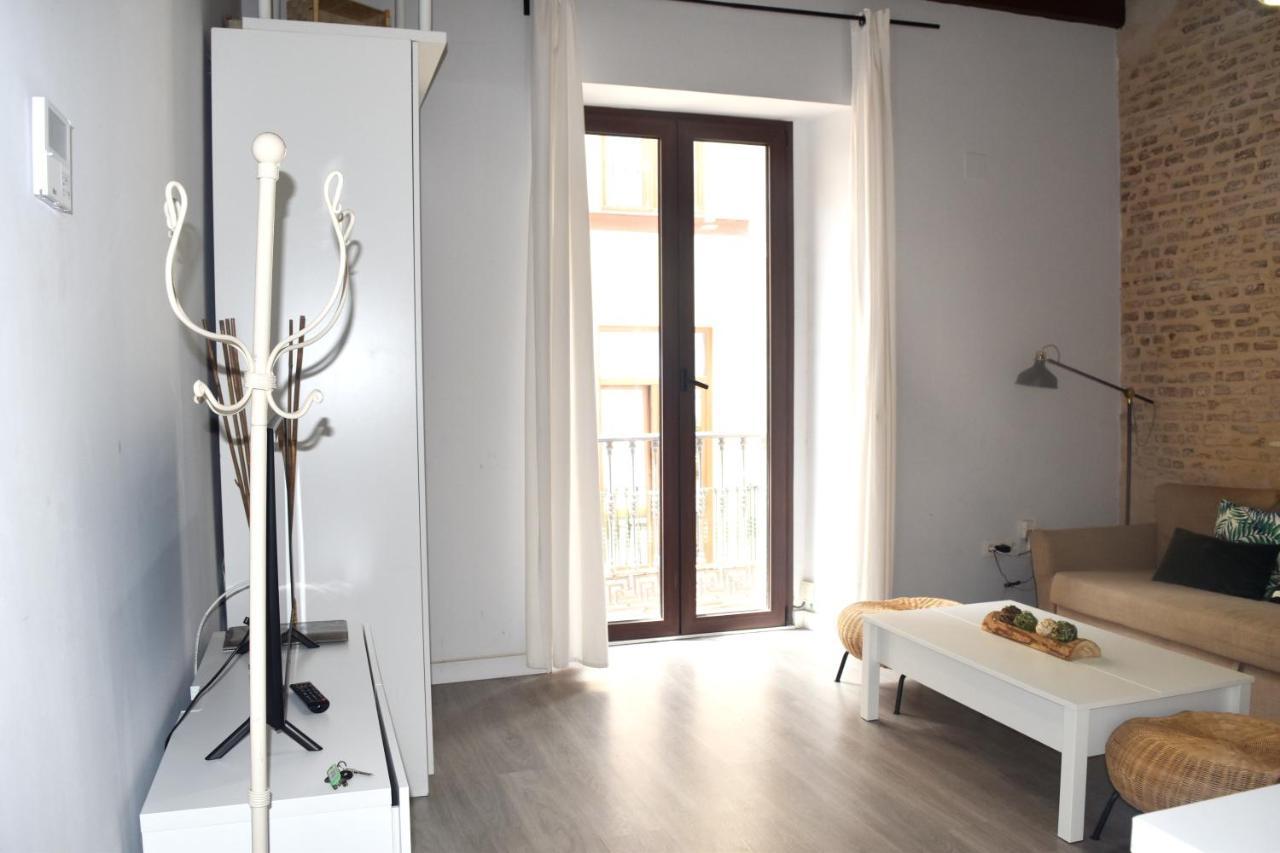 Alleanza, Balcon De La Maestranza Sevilla Bagian luar foto